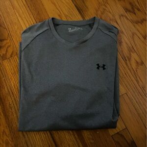 Mens Under Armour short sleeve